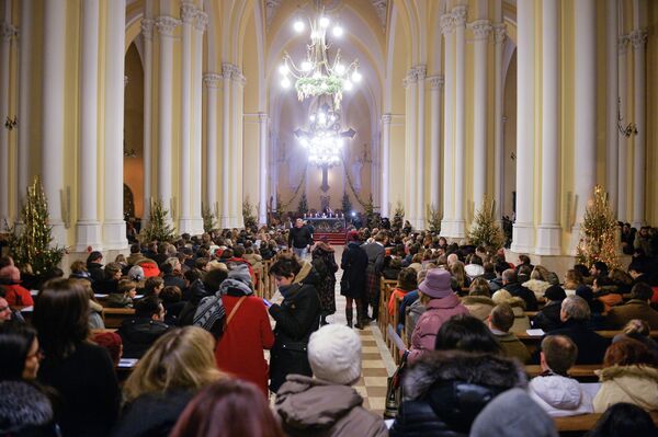 La celebración de la Nochebuena en el mundo - Sputnik Mundo