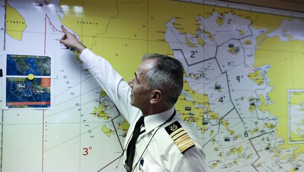 Salvan a 265 personas del trasbordador italiano Norman Atlantic - Sputnik Mundo