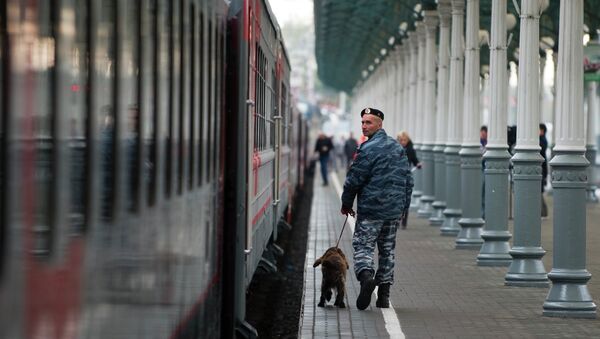 Tren de la compañía Ferrocarriles de Rusia - Sputnik Mundo