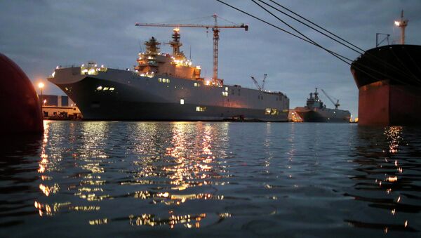 El Ministerio de Defensa de Francia se niega a comentar la entrega de los Mistral a Rusia - Sputnik Mundo