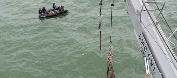 Rescatistas rusos comienzan las labores de búsqueda en Indonesia - Sputnik Mundo