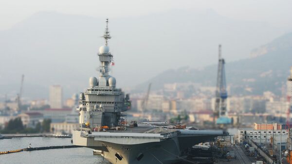 Portaavione de Marina de Guerra de Francia Charles de Gaulle - Sputnik Mundo
