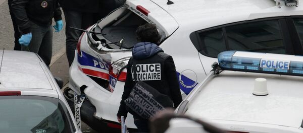 Atentado terrorista en la sede de Charlie Hebdo - Sputnik Mundo