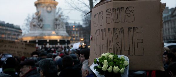 Charlie Hebdo: indignación y homenaje en las calles - Sputnik Mundo