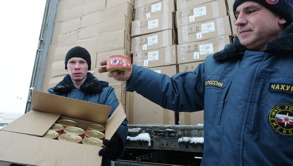 El undécimo convoy humanitario ruso parte rumbo a Donbás El undécimo convoy humanitario ruso parte rumbo a Donbás - Sputnik Mundo