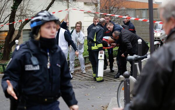 Ataque contra el semanario satírico Charlie Hebdo en París - Sputnik Mundo