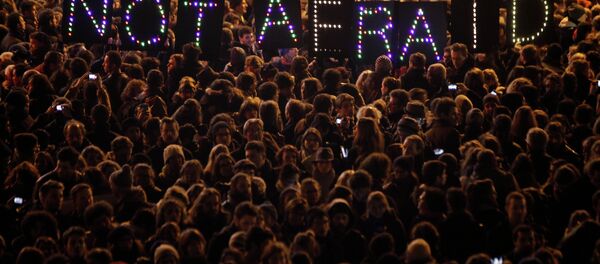 La gente se manifiesta contra el terrorismo - Sputnik Mundo