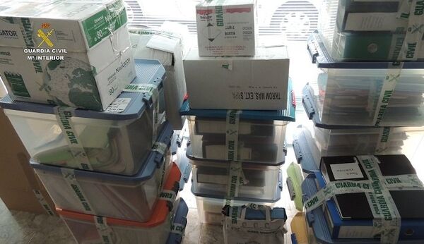 Desmantelada una red dedicada al tráfico ilegal de medicamentos mediante el “comercio inverso” - Sputnik Mundo