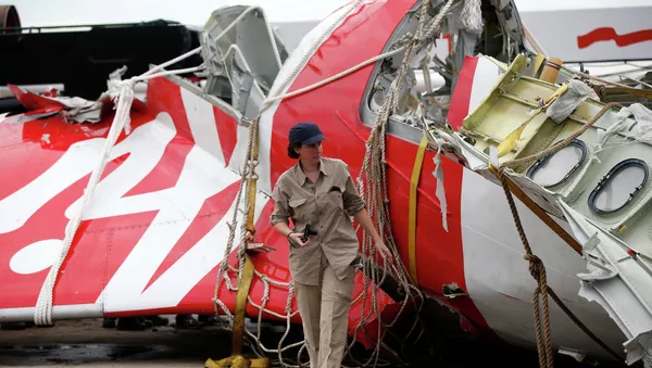 Restos del avión AirAsia - Sputnik Mundo