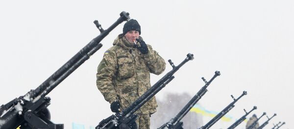 Crece el peligro de nueva guerra en Ucrania del Este - Sputnik Mundo