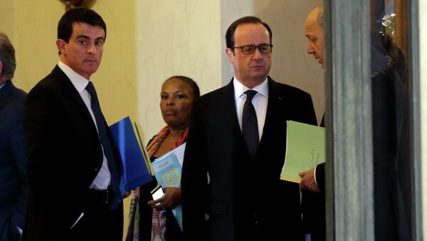 Primer ministro de Francia, Manuel Valls y presidente François Hollande Primer ministro de Francia, Manuel Valls y presidente François Hollande - Sputnik Mundo