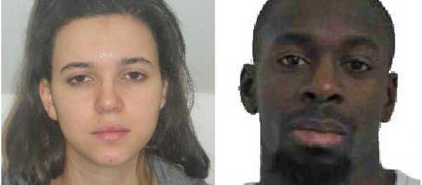 Hayat Boumeddiene y Amédy Coulibaly - Sputnik Mundo