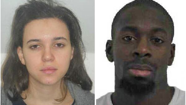 Hayat Boumeddiene y Amédy Coulibaly - Sputnik Mundo