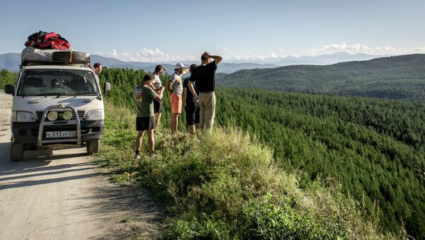 Turistas de Rusia en Altái - Sputnik Mundo