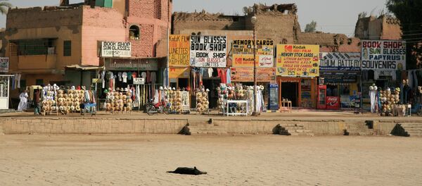 Los turistas rusos podrán pagar en Egipto en rublos - Sputnik Mundo