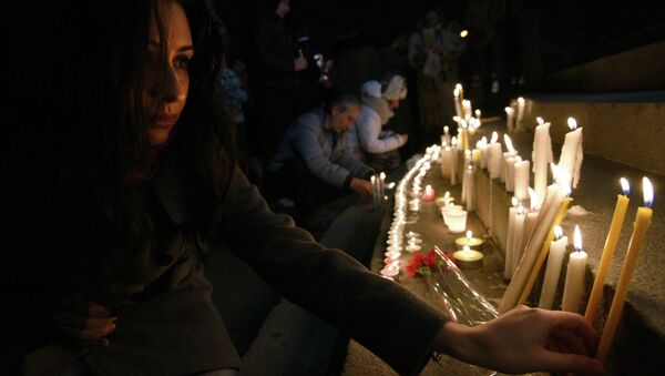 Homenaje a las víctimas de la masacre de Gyumri - Sputnik Mundo