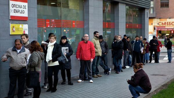 Oficina de empleo público en Madrid - Sputnik Mundo