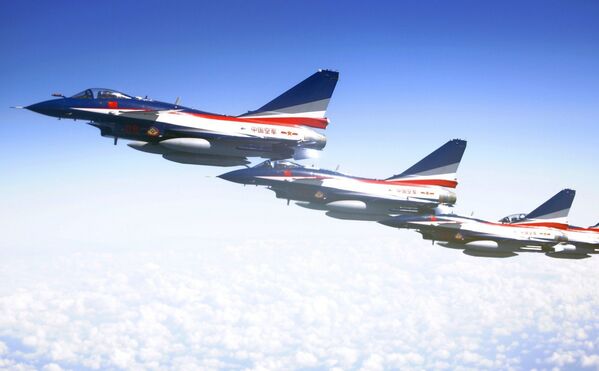 Las mejores escuadrillas de alto pilotaje del mundo Las mejores escuadrillas de alto pilotaje del mundo - Sputnik Mundo