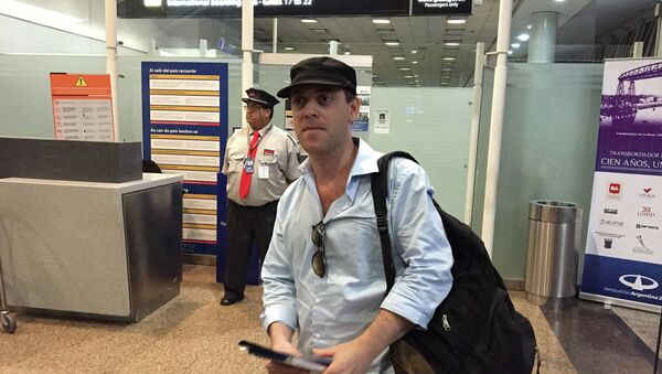 Дамьян Пачтер, журналист, сообщивший о гибели прокурора Альберто Нисмана, покидает Аргентину - Sputnik Mundo