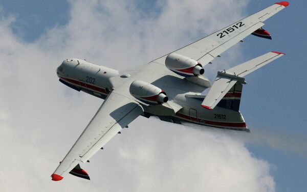 Avion anfibio multipropósito BE-200 - Sputnik Mundo