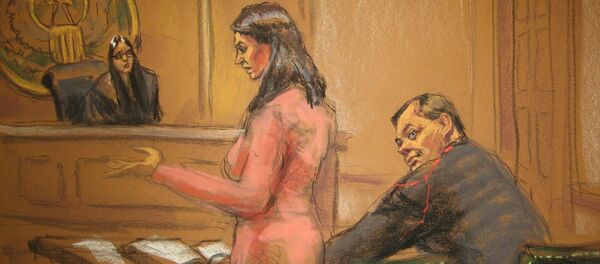 Judge Sarah Netburn listens to defence attorney Sabrina Shroff as Evgeny Buryakov sits in court in New York, January 26, 2015 - Sputnik Mundo