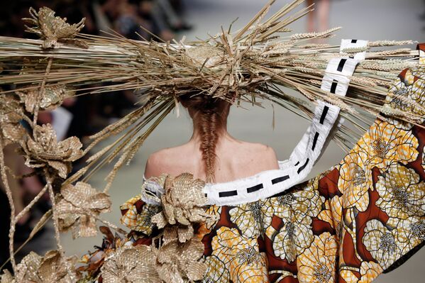 La moda de la próxima primavera vista desde París - Sputnik Mundo