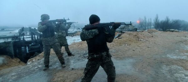 Militares ucranianos en Donetsk - Sputnik Mundo