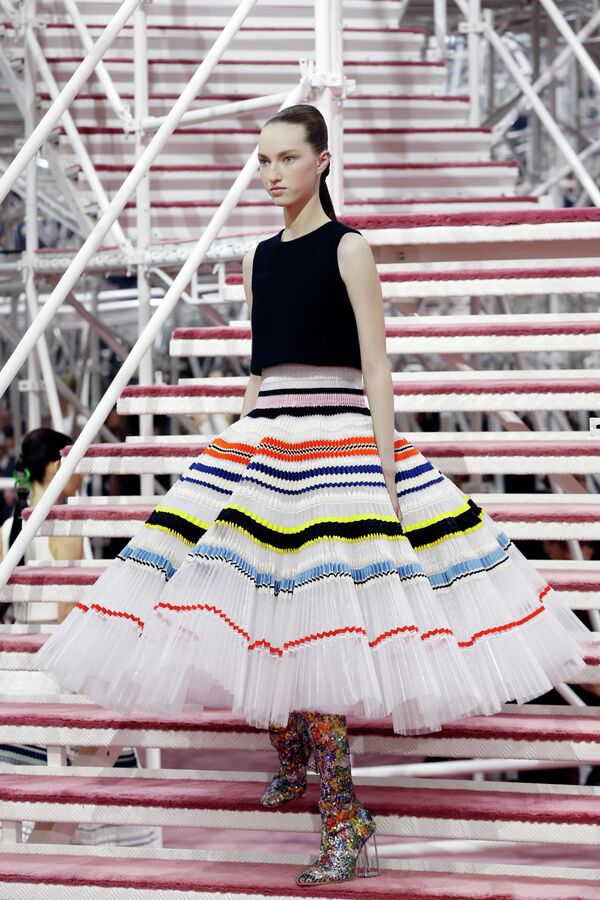 La moda de la próxima primavera vista desde París - Sputnik Mundo