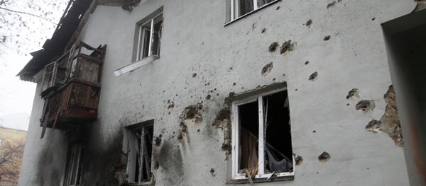 Amnesty International acusa a Kiev y a las milicias de la muerte de civiles en Donbás - Sputnik Mundo