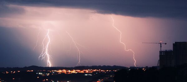 Grandes ciudades de Latinoamérica, bajo la amenaza de“megatormentas” Grandes ciudades de Latinoamérica, bajo la amenaza de“megatormentas” - Sputnik Mundo