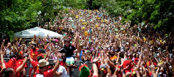 Una de las bandas del Carnaval de Río de Janeiro cancela su desfile para no ensuciar - Sputnik Mundo