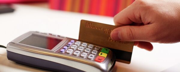 Rusia lanza un sistema de tarjetas de pago alternativo a Visa y MasterCard Rusia lanza un sistema de tarjetas de pago alternativo a Visa y MasterCard - Sputnik Mundo