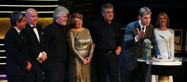 Director argentino Damian Szifron receives the Best Foreign Film in the Spanish Language award - Sputnik Mundo