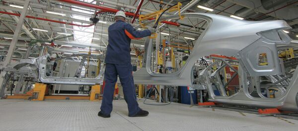 Калужский завод ПСМА Рус запустил в производство Citroen C4 - Sputnik Mundo