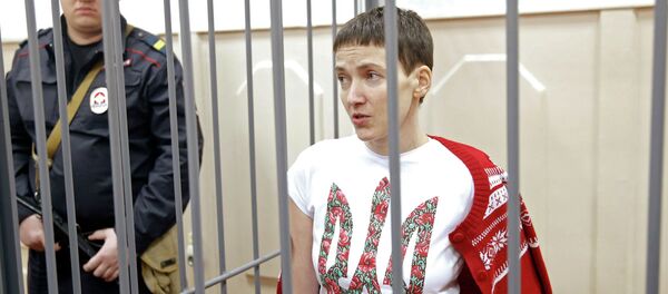 Nadezhda Sávchenko, piloto ucraniana acusada de estar involucrada en la muerte de periodistas rusos - Sputnik Mundo