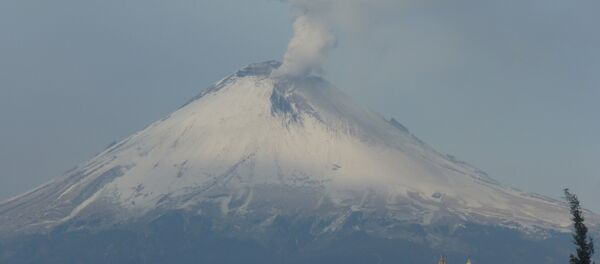 Volcán Popocatépetl - Sputnik Mundo