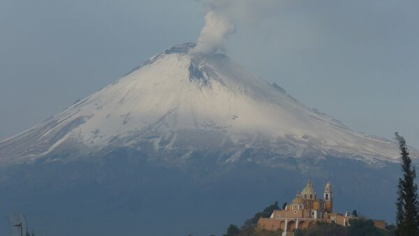 Volcán Popocatépetl - Sputnik Mundo