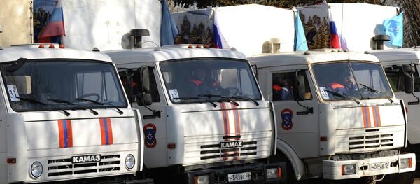 Camiones con ayuda humanitaria rusa para Donbás - Sputnik Mundo