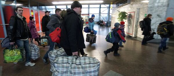 Más de 900.000 refugiados de Donbás se encuentran en Rusia - Sputnik Mundo