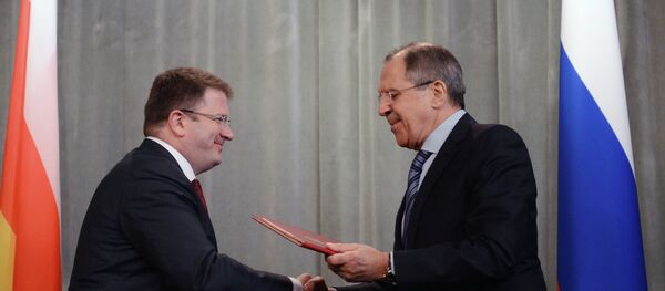 Serguéi Lavrov y David Sanakoev, ministros de Exteriores de Rusia y Osetia del Sur Serguéi Lavrov y David Sanakoev, ministros de Exteriores de Rusia y Osetia del Sur - Sputnik Mundo