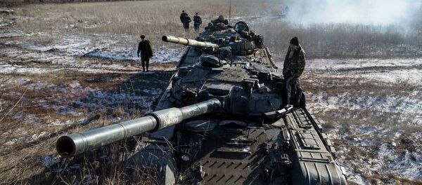 Tanque de las milicias de Donbás Tanque de las milicias de Donbás - Sputnik Mundo