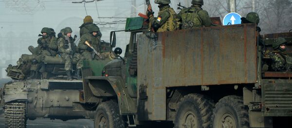 Milicias en el este de Ucrania Milicias en el este de Ucrania - Sputnik Mundo