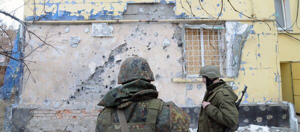 Ситуация в поселке Счастье, 14 февраля 2015 - Sputnik Mundo