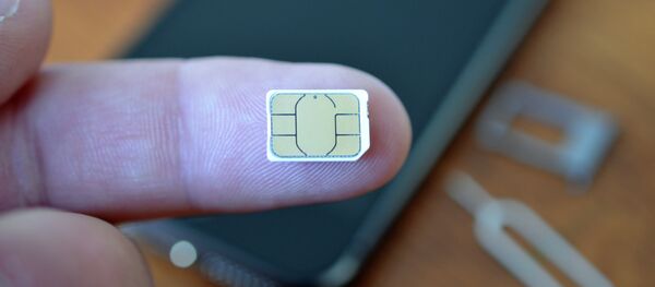 Extra small SIM card Extra small SIM card - Sputnik Mundo
