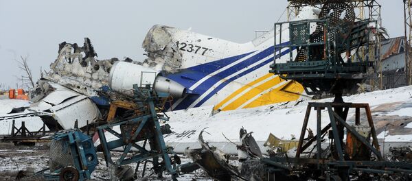 Ruinas del aeropuerto de Donetsk, destruido durante los combates en la región - Sputnik Mundo