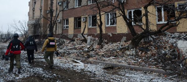 Periodistas en Ucrania - Sputnik Mundo