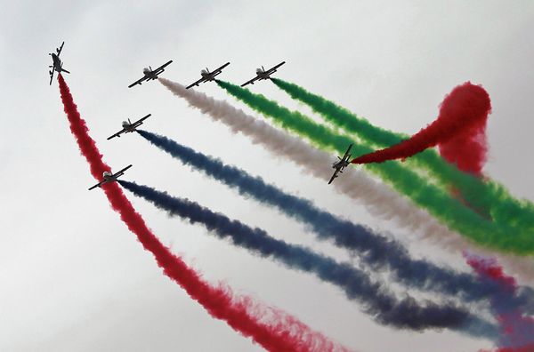 Salón IDEX 2015, grandioso espectáculo militar en Abu Dabi - Sputnik Mundo