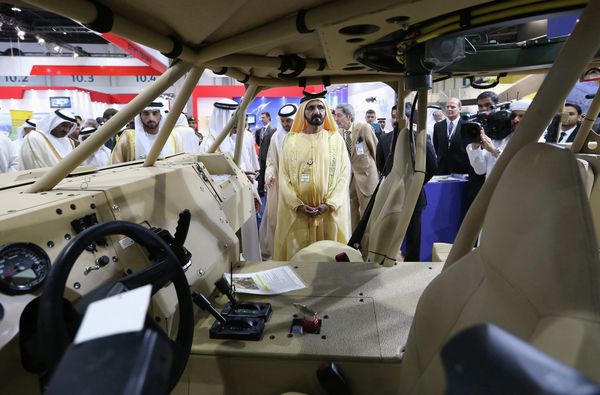 Salón IDEX 2015, grandioso espectáculo militar en Abu Dabi - Sputnik Mundo