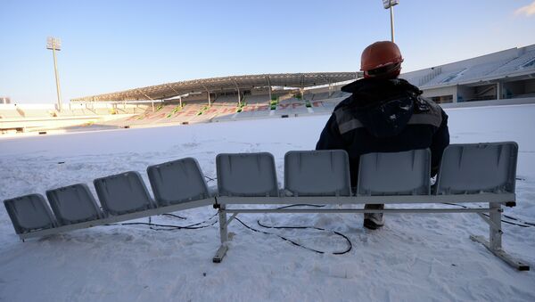 Reconstrucción del estadio en Ekaterimburgo - Sputnik Mundo