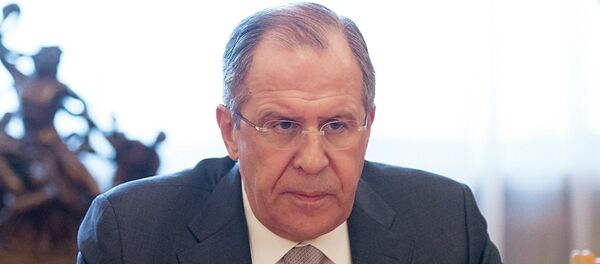 Министр иностранных дел РФ Сергей Лавров во время встречи с председателем Сената Франции Жераром Ларше - Sputnik Mundo